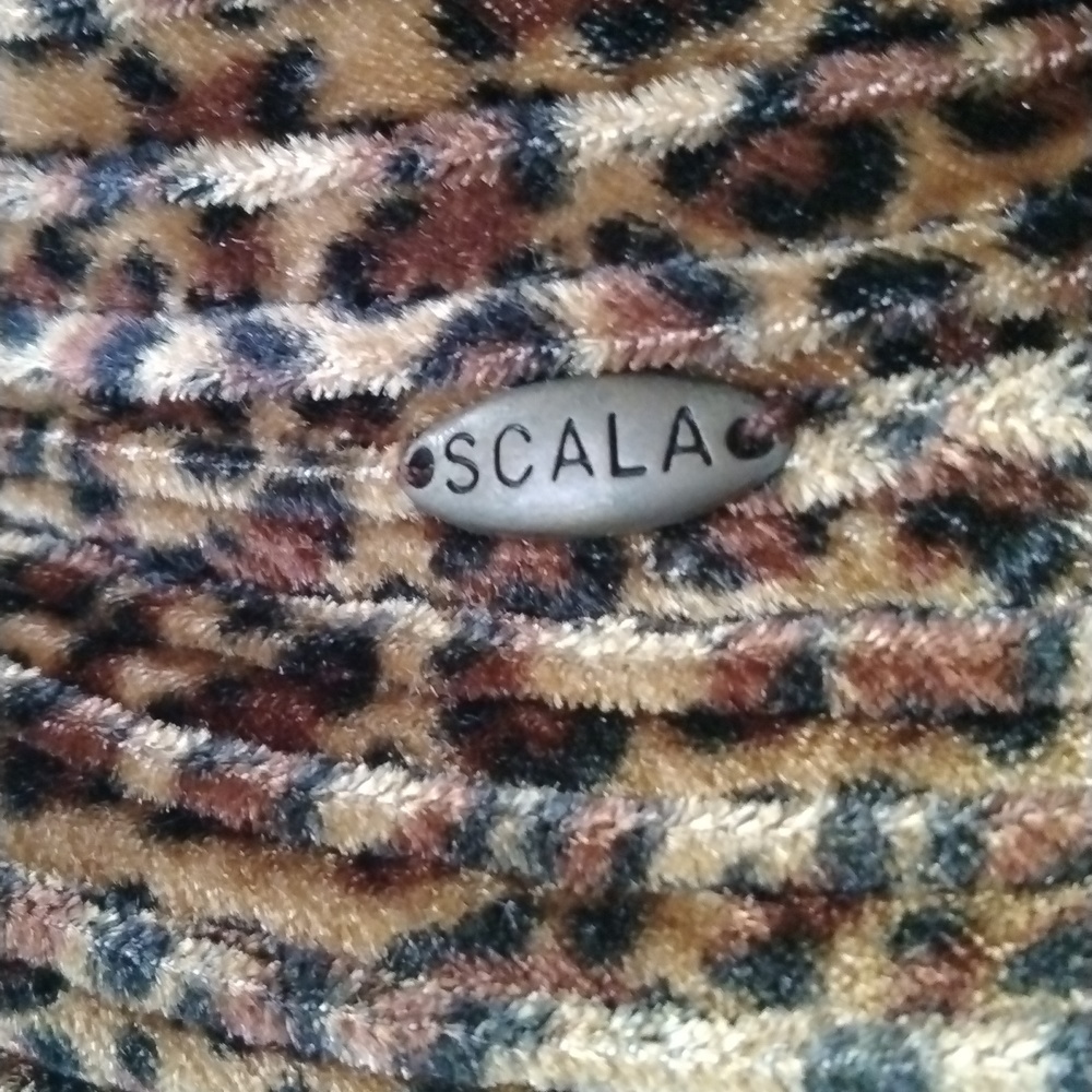 Scala Leopard Velvet(Winter,Spring, Fall) Print Ha - image 3